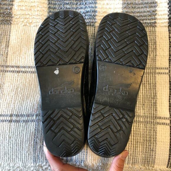 Dansko Womens Splatter Paint Shoes Sz 8 Black Comfy Work Teacher Comfy Casual - Picture 8 of 11